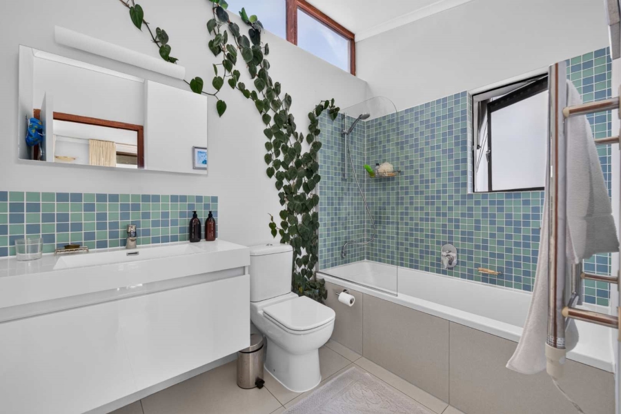 3 Bedroom Property for Sale in Camps Bay Western Cape